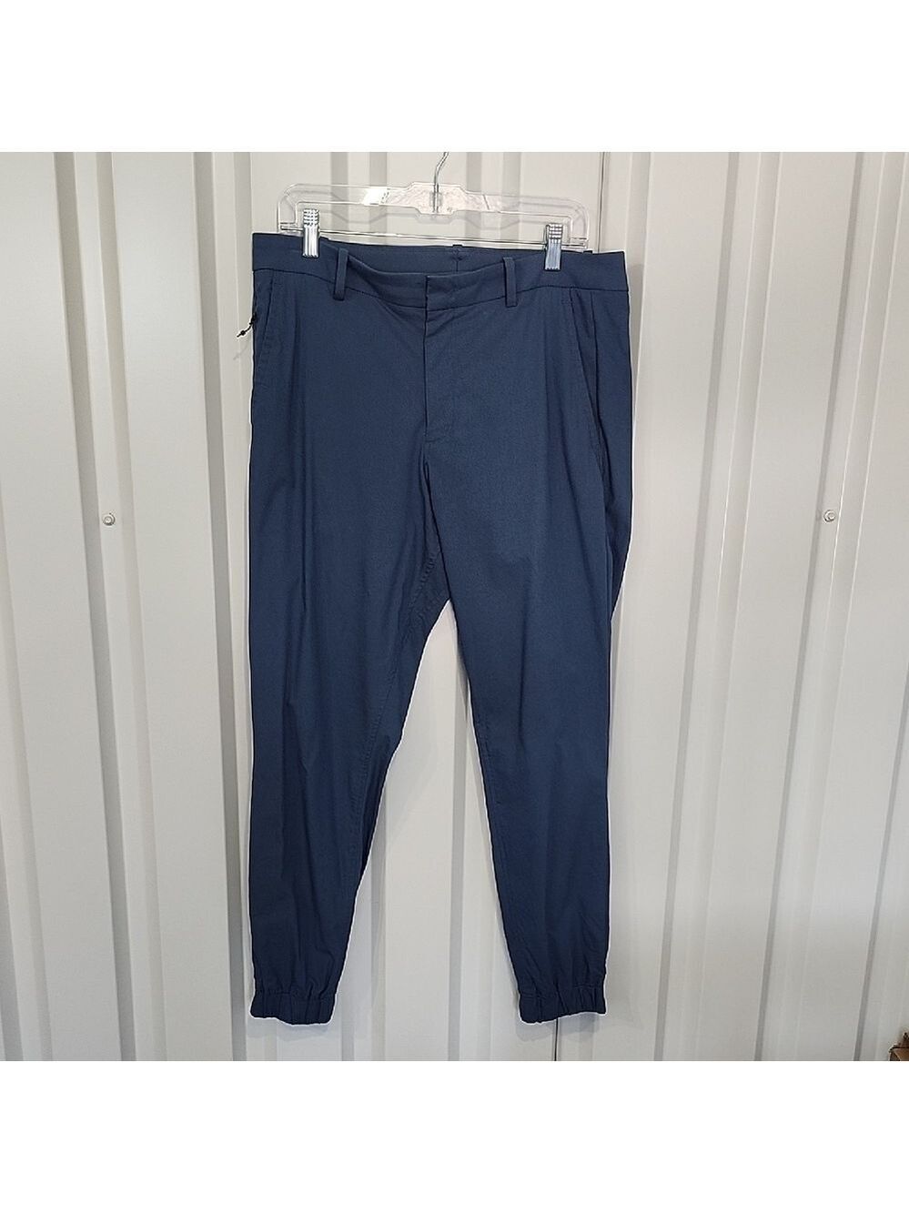 Kit and Ace Men's Light Blue Navigator Commute Jogger Pants Size 34